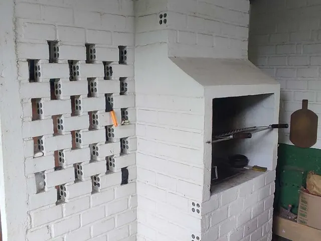 Imagem 2: Casa de Madeira com Charme e Conforto em Morretes!