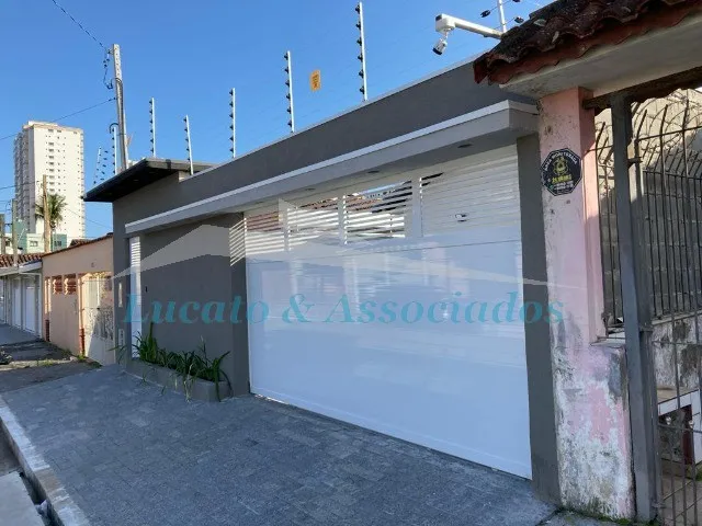 Imagem: Imperdível Casa com piscina à venda em