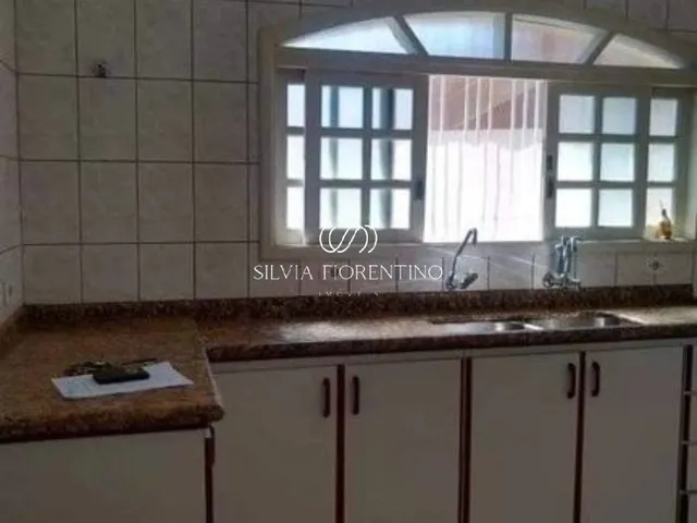Imagem 4: Imperdível: Casa à venda em Taubaté-SP, Vila Edmundo, com 4 quartos, 1 suíte, 1 sala