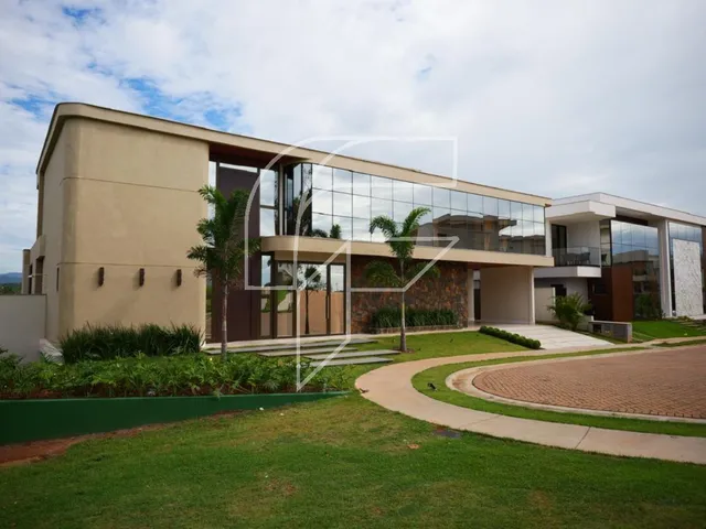 Imagem 1: Luxuosa Casa À Venda em Condomínio Fechado na Praia de Bacutia - Guarapari, Es