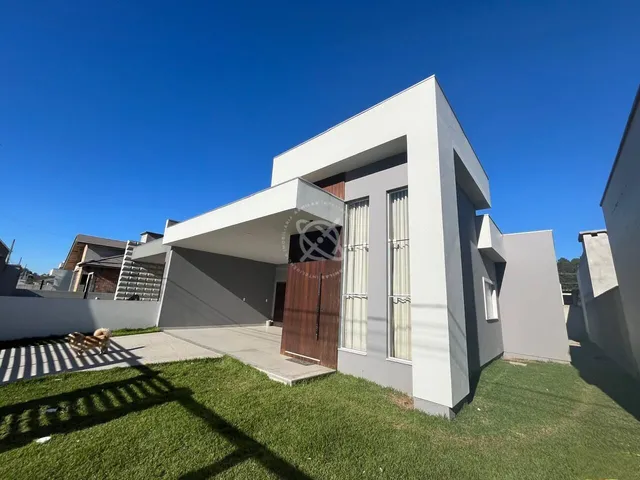 Imagem: Casa moderna na Lagoa da Serra