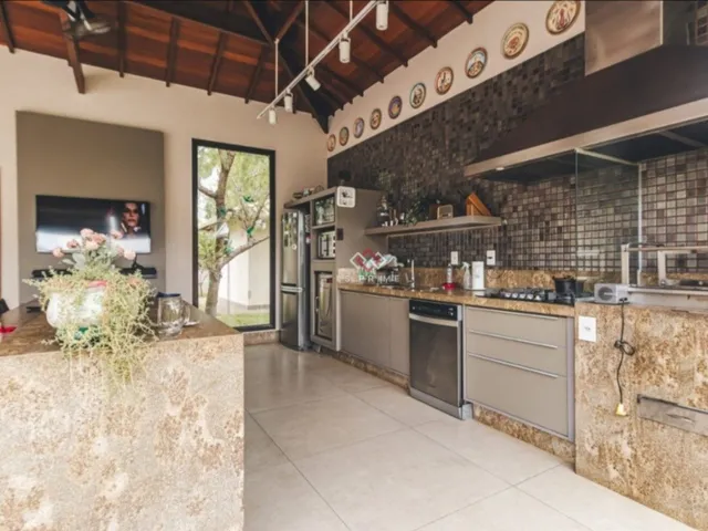 Imagem 10: Casas em Condomínios - 4 dormitórios - Cond. Gran Royalle