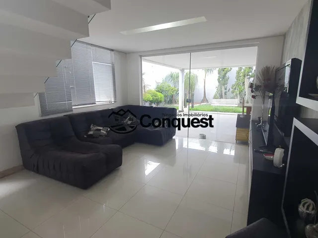 Imagem 15: Vendo- Linda Casa 03 Quartos com suíte, Acabamento Excelente, lote 420 metros ! Bairro