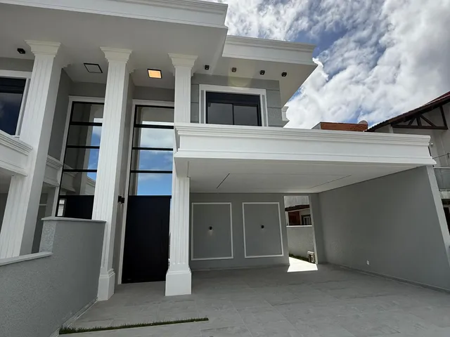 Imagem: Casa À Venda no Bairro Ingleses do Rio