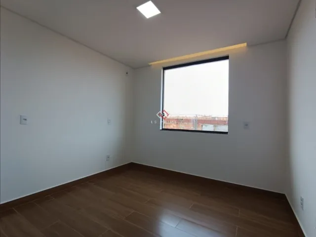 Imagem: Casas em Condomínios - 3 dormitórios