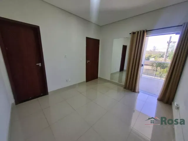 Imagem 2: Sobrado para venda , com 3 quarto(s) sendo 1 suíte, 4 vagas de garagem, próxima ao
