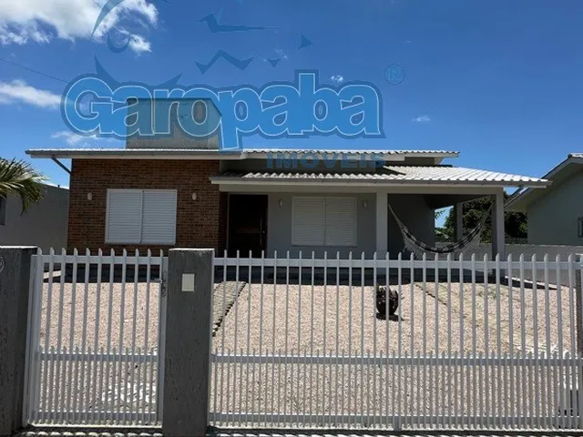 Imagem 11: Aluguel de Casa em Garopaba-SC: 3 Quartos, 1 Suíte, 3 Vagas. Próximo à Praia da Barra