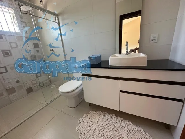Imagem 15: Aluguel de Casa em Garopaba-SC: 3 Quartos, 1 Suíte, 3 Vagas. Próximo à Praia da Barra