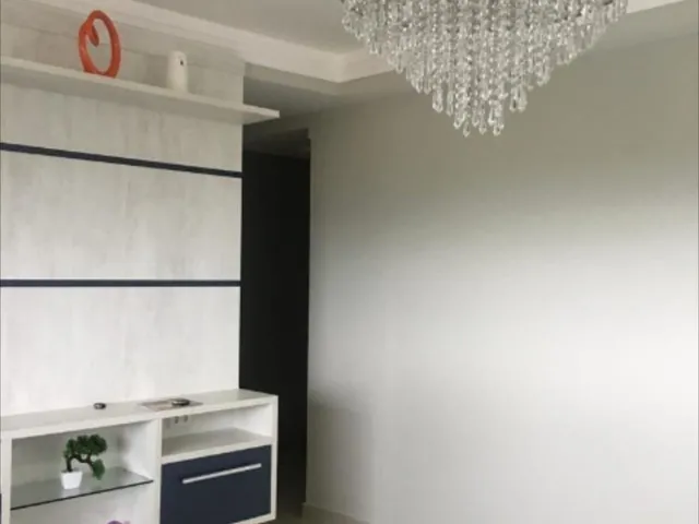 Imagem: O apartamento possui 3 Dormitórios, 2 Suítes, 1 Banheiro,