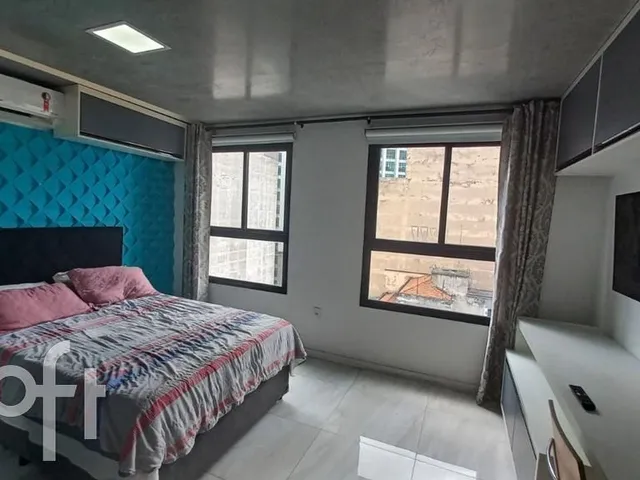 Imagem: Apartamento À Venda em Sé com 21 M²