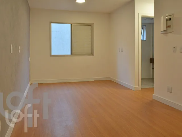 Imagem: Apartamento À Venda em Sé com 35 M²