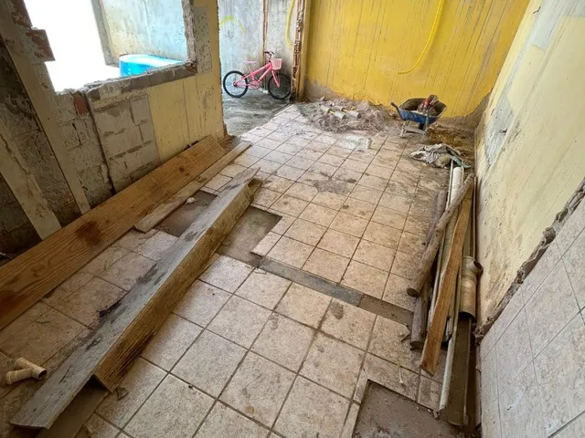 Imagem 7: Imperdível! Casa triplex à venda em Guarapari-ES, bairro Adalberto Simão Nader. 3