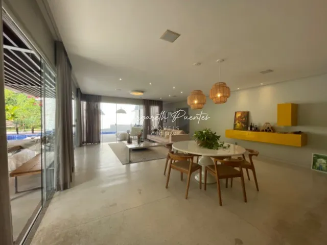 Imagem 10: TÉRREA com 5 quartos, sendo 3 suítes, Home Cine, Home Office, linda piscina e jardim à