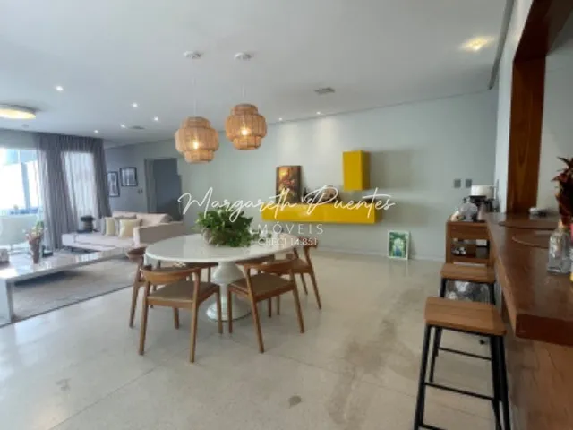 Imagem 11: TÉRREA com 5 quartos, sendo 3 suítes, Home Cine, Home Office, linda piscina e jardim à