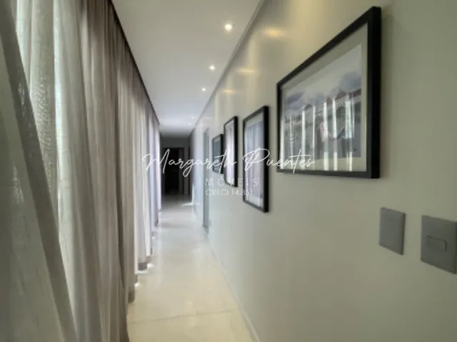 Imagem 4: TÉRREA com 5 quartos, sendo 3 suítes, Home Cine, Home Office, linda piscina e jardim à