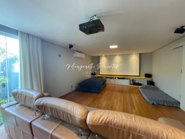Imagem 13: TÉRREA com 5 quartos, sendo 3 suítes, Home Cine, Home Office, linda piscina e jardim à