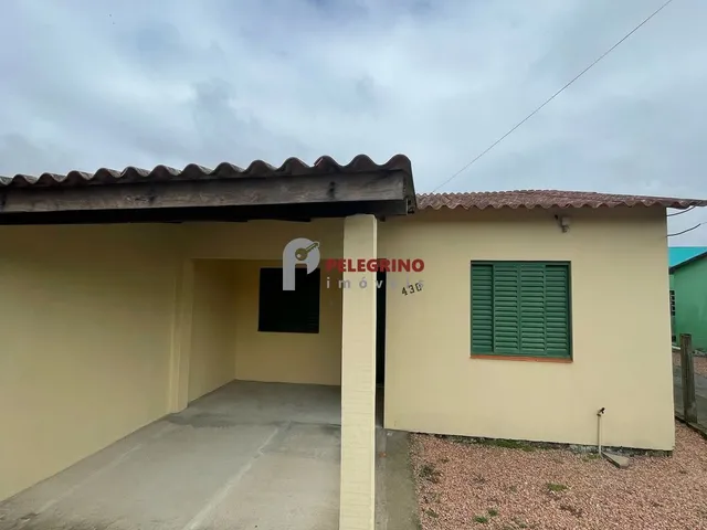 Imagem: A casa possui 2 Dormitórios, 1 Banheiro, 1 Vaga na