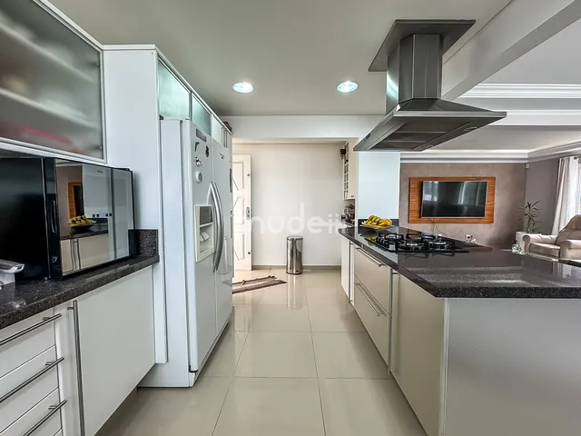Imagem 7: Sobrado Alto Padrão no Aristocrata