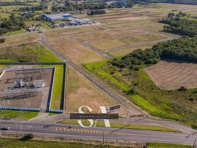Imagem: O terreno possui 360m² de Área e está localizado em Vila