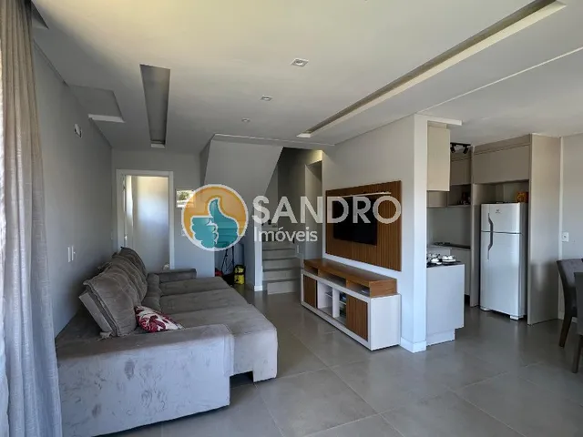 Imagem 14: Casa para alugar em Bombinhas-SC: 2 suítes, 3 salas, 3 banheiros e mais! Acomoda até 10