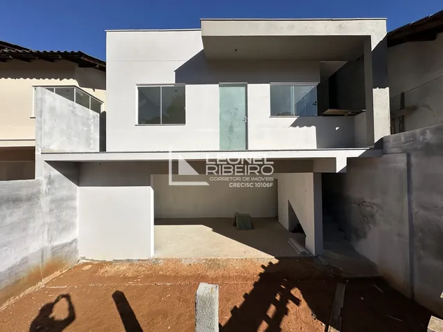 Imagem: Casa com 2 dormitórios, 98,65 m² à venda