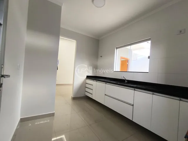 Imagem 13: Casa para Locação em Campo Grande-Ms, Bairro Coronel Antonino: 3 Quartos, 1 Suíte, 1