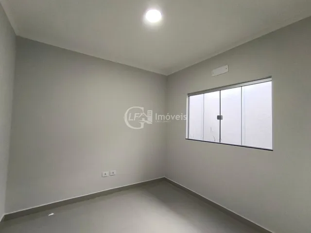 Imagem 15: Casa para Locação em Campo Grande-Ms, Bairro Coronel Antonino: 3 Quartos, 1 Suíte, 1