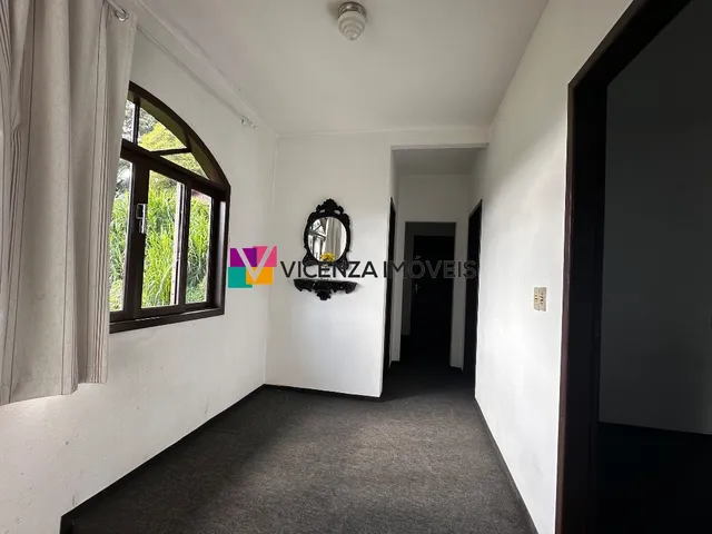 Imagem 7: Sobrado com 3 dormitórios à venda no bairro Glória, Joinville/SC