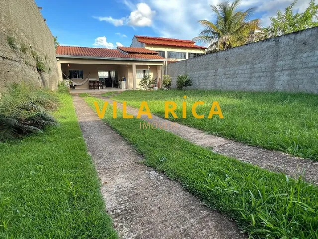 Imagem 13: Excelente Casa 3 Quartos Sendo 1 Suite, Sala com Dois Ambientes, Cozinha com Armários