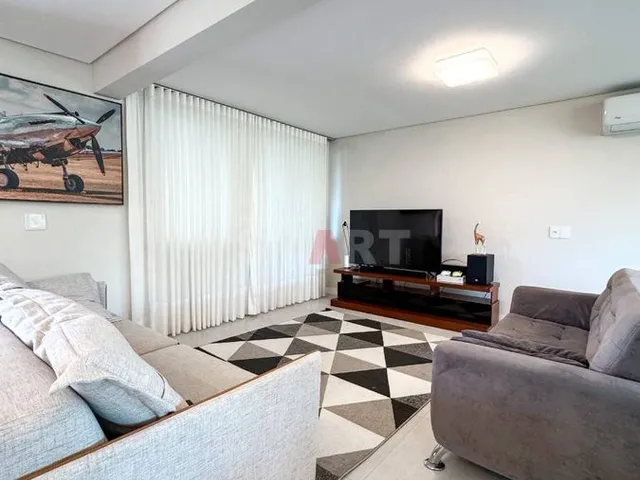 Imagem 8: Casa Mobiliada com 1 Suíte e 2 Quartos À Venda no Água Verde
