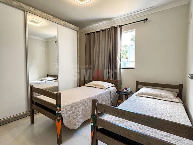 Imagem 12: Casa Mobiliada com 1 Suíte e 2 Quartos À Venda no Água Verde