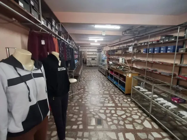 Imagem: Loja Ampla e Bem Localizada na Rua Tiradentes