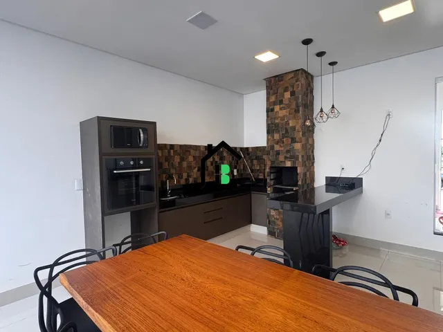 Imagem 8: Casa 3 quartos, suíte, varanda gourmet e área gramada!