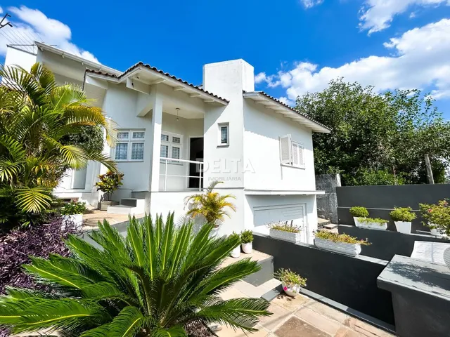 Imagem: Excelente Casa com 3 Dormitórios, sendo