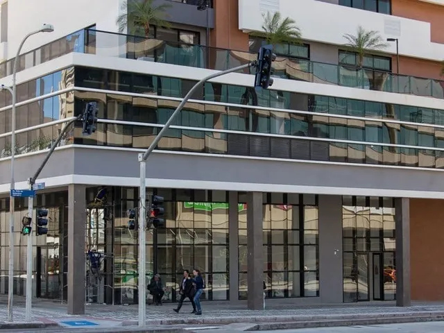Imagem 5: Excelente Oportunidade de Investimento: Sala Comercial À Venda no Centro de Curitiba-Pr