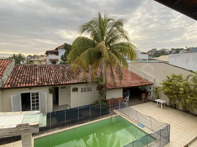 Imagem: Casa Duplex de 4 Quartos, com 466M², À