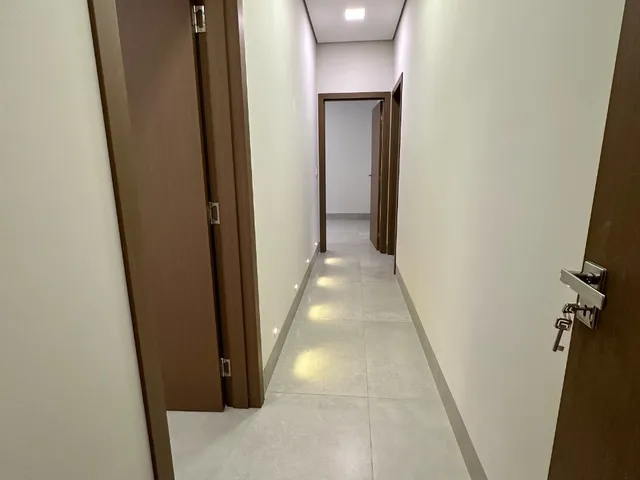 Imagem 8: Casa Térrea com 3 suítes, 4 vagas, Salas integradas, Área gourmet, Piscina no