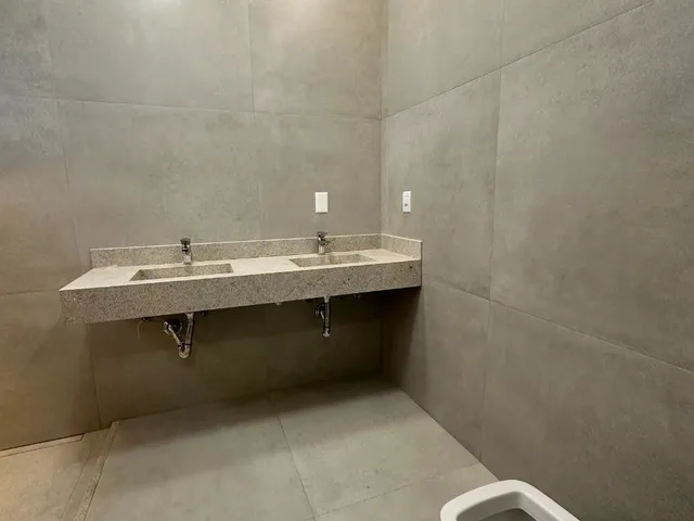 Imagem 4: Casa Térrea com 3 suítes, 4 vagas, Salas integradas, Área gourmet, Piscina no