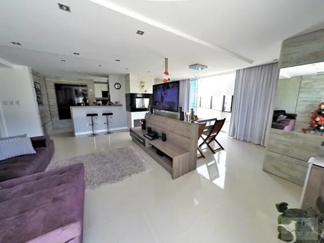 Imagem: Cobertura Linear à Venda, 3 Suítes, Piscina