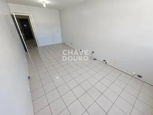Imagem 9: Sala Comercial com 32m² e 1 vaga, à venda em Vila Isabel, Rio de Janeiro