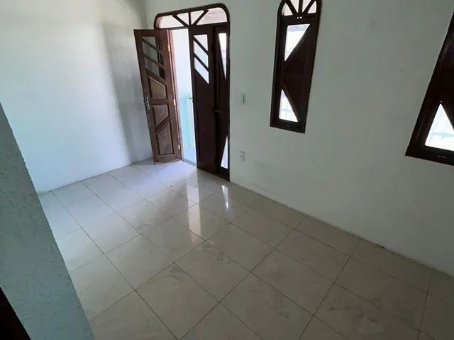 Imagem: Casa residencial para Venda em rua pública