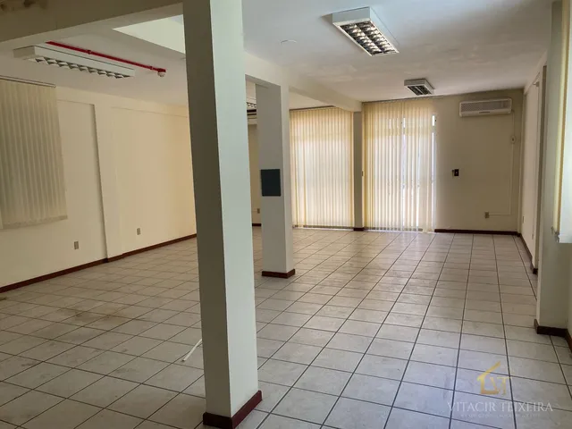 Imagem 7: Prédio à venda no bairro Campinas - São José/SC