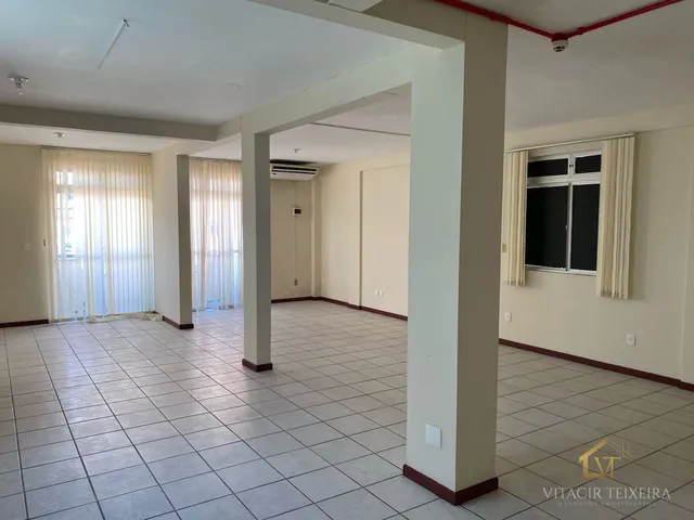 Imagem 12: Prédio à venda no bairro Campinas - São José/SC