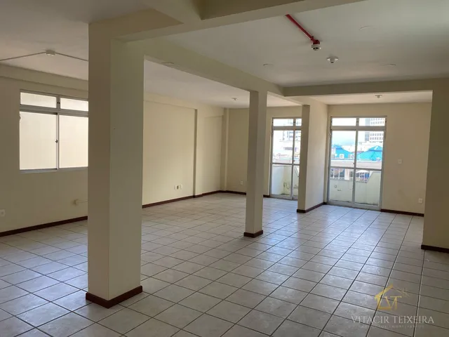 Imagem 8: Prédio à venda no bairro Campinas - São José/SC