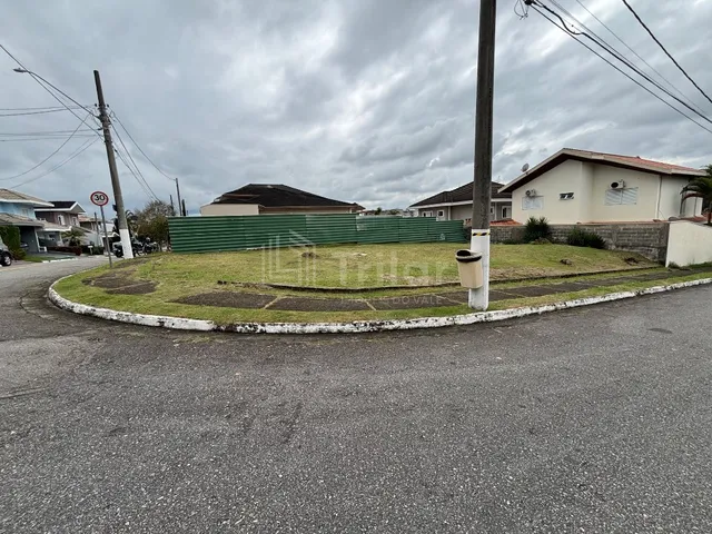 Imagem: Floradas da Serra - Terreno de Esquina!