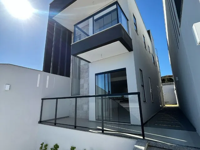 Imagem 10: Maravilhosa Casa Duplex à Venda em Guarapari-ES, Bairro Perocão: 3 Quartos, 3 Suítes