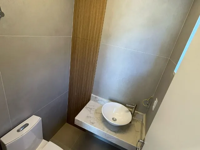 Imagem 14: Maravilhosa Casa Duplex à Venda em Guarapari-ES, Bairro Perocão: 3 Quartos, 3 Suítes