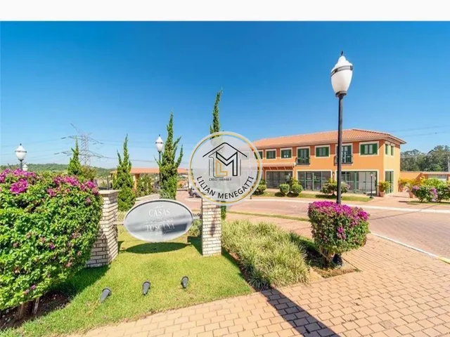 Imagem 11: Lindo Sobrado com 122M². 3 Dormitórios, Suíte. Área Externa com Churrasqueira e Deck
