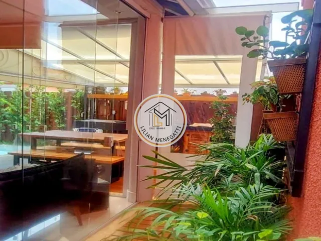 Imagem 4: Lindo Sobrado com 122M². 3 Dormitórios, Suíte. Área Externa com Churrasqueira e Deck