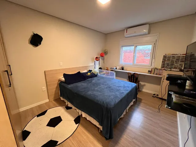 Imagem 3: Confortável Casa à venda em Gramado, completa, mobiliada e decorada. Abaixo do preço